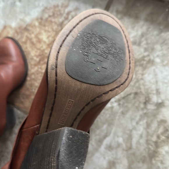 Vince Camuto booties - Picture 2 of 4